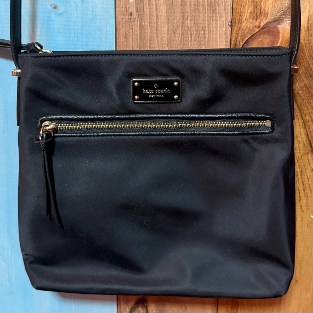 Kate Spade New York Black Nylon Crossbody – Sleek, Chic & Ready to Go
